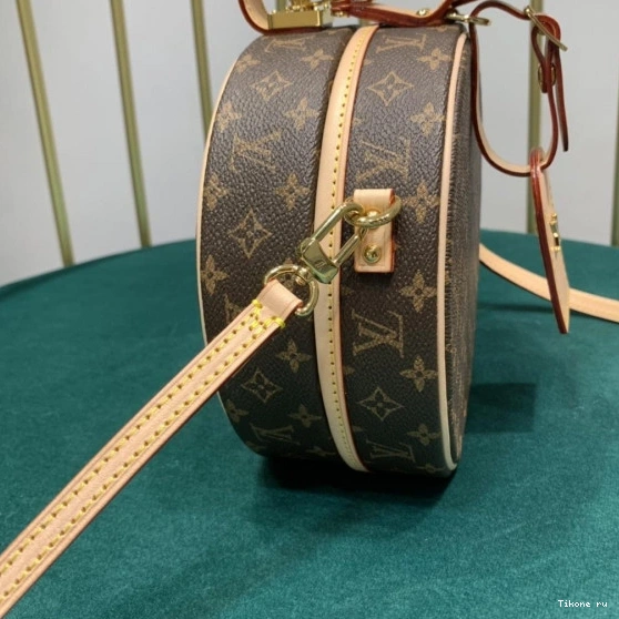 Affordable Vuitton Louis PETITE BOITE CHAPEAU 0722